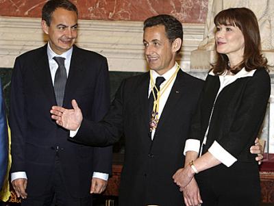 20090612140007-carla-bruni.jpg